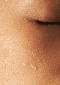 عرق کردن سر و گردن